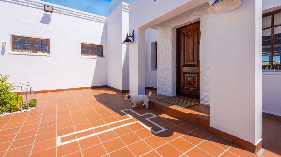 5 Bedroom Property for Sale in Arniston Western Cape